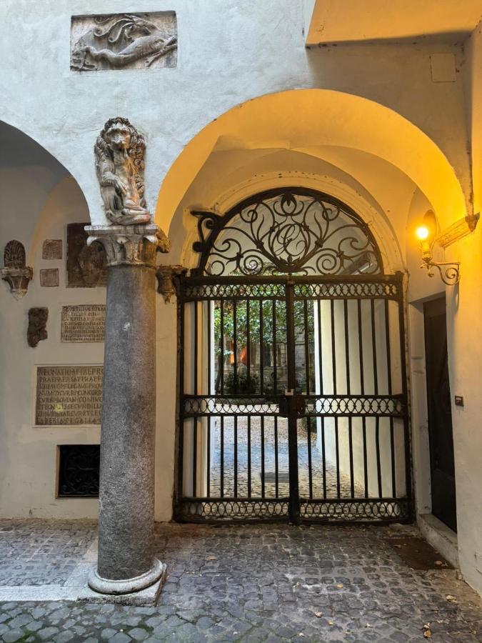 Rome Center, Luxury & History In Via Monserrato المظهر الخارجي الصورة