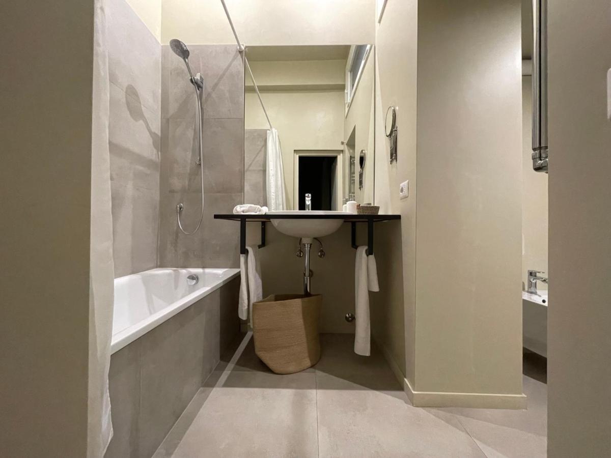 Rome Center, Luxury & History In Via Monserrato المظهر الخارجي الصورة
