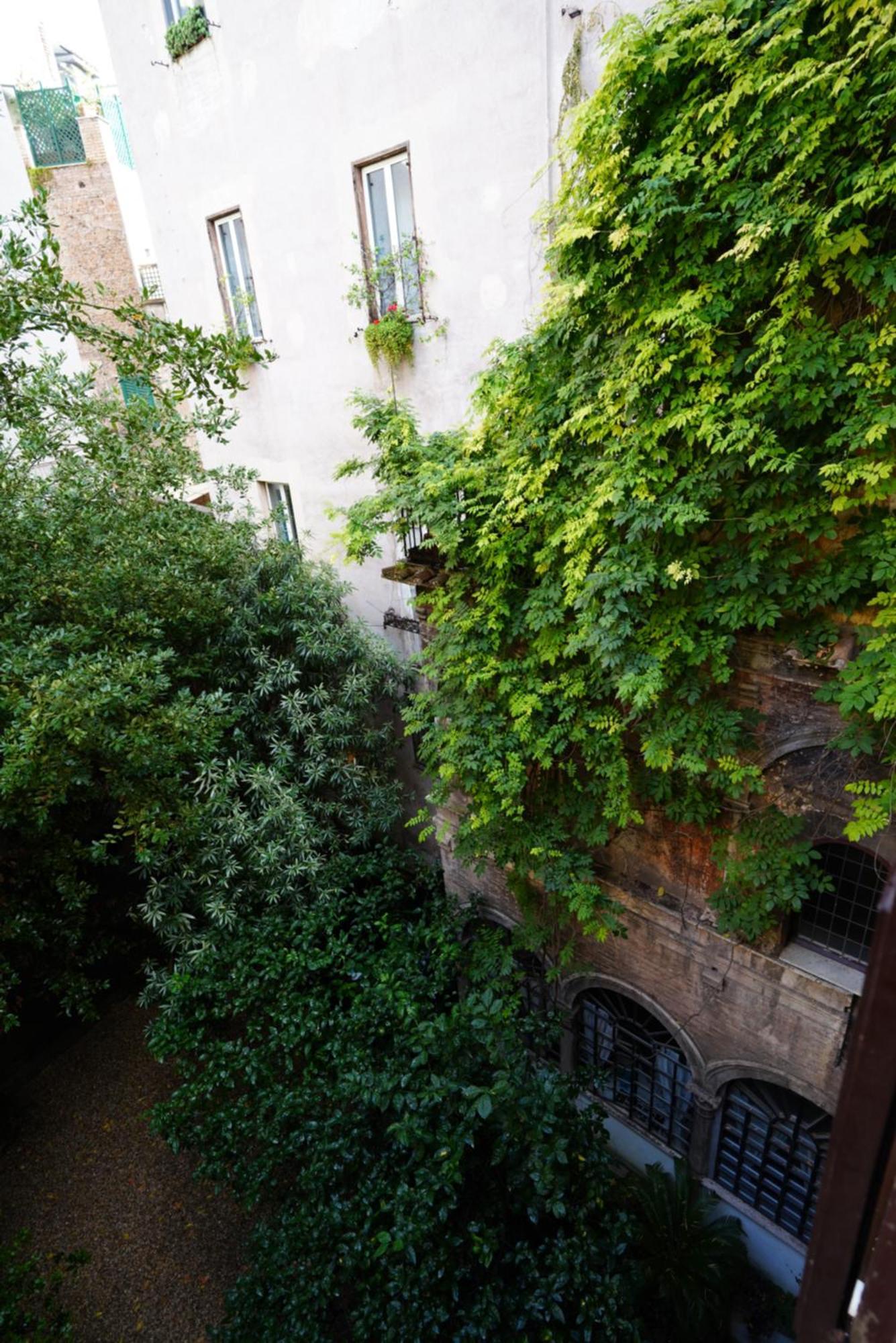 Rome Center, Luxury & History In Via Monserrato المظهر الخارجي الصورة